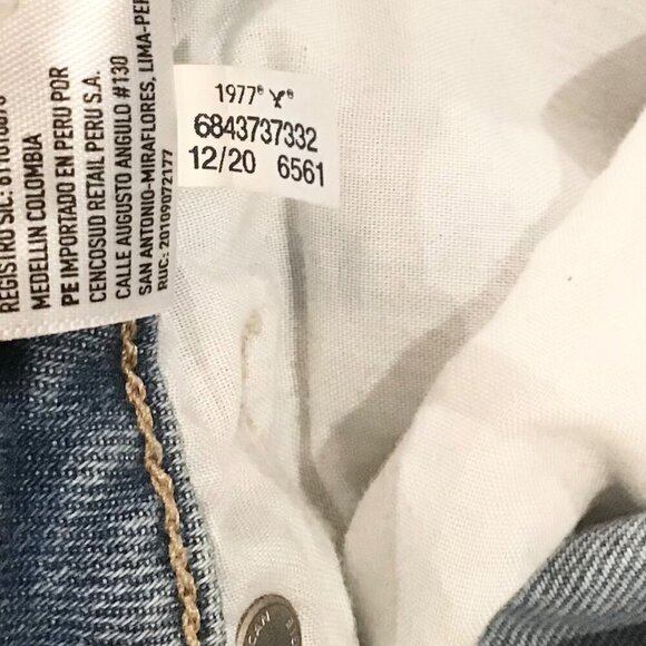 American Eagle 6 Mom Denim Women’s Jeans Shorts Distressed Exposed Pockets - Picture 9 of 10